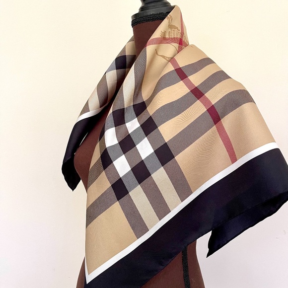New Burberry Scarf Beige Check Black Border Silk Wrap - Picture 6 of 12